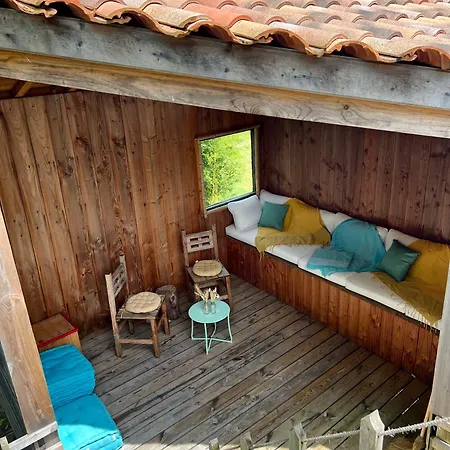 Apartment En Bois Climatisee